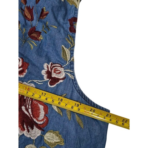 Beige By Eci Blue Denim Dress 14 Chambray Floral Embroidered V-neck Sleeveless - Picture 5 of 11